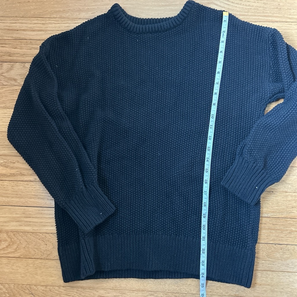 Old Navy Men's black Crewneck Sweater